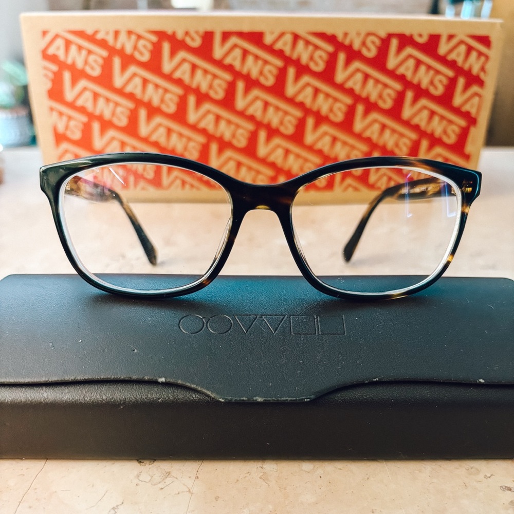 Oliver Peoples • Vintage Retro Frame Eyeglasses